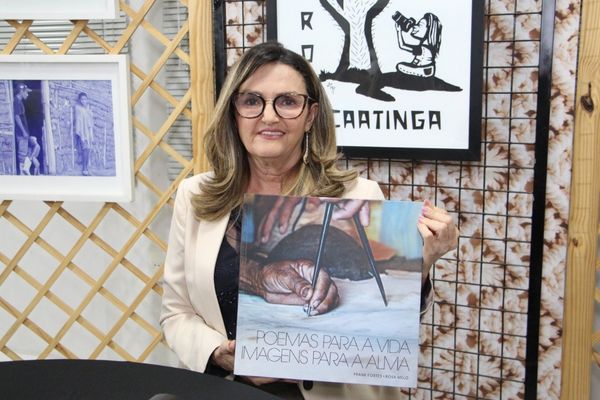 Câmara Municipal de Pio IX Celebra o Lançamento do Livro "Poemas para a Vida, Imagens para a Alma" de Rosilândia Melo e Frank Fortes